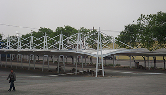 羊場灣停車棚膜結構工程