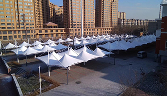 哈爾濱阿城區第一中學停車場雨棚工程