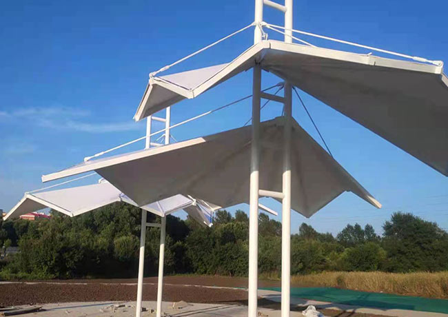 如何挑選張拉膜車棚加工廠家？