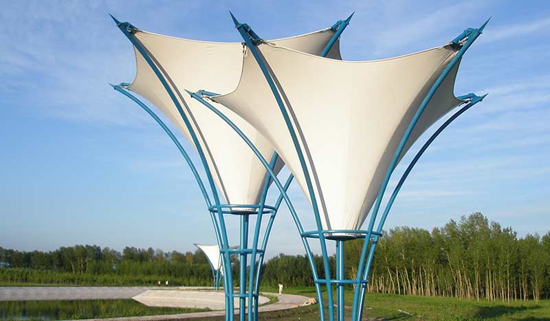 膜材料加工應(yīng)在已除塵的清潔車間內(nèi)進行